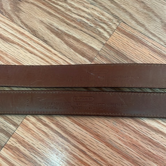 Two large Coach belts. Silver and gold - Picture 4 of 8